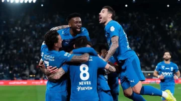 مطالبة محمد الدعيع.. نجم الهلال يقترب من الرحيل بقرار فني مثير للجدل